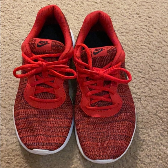 mens red nikes